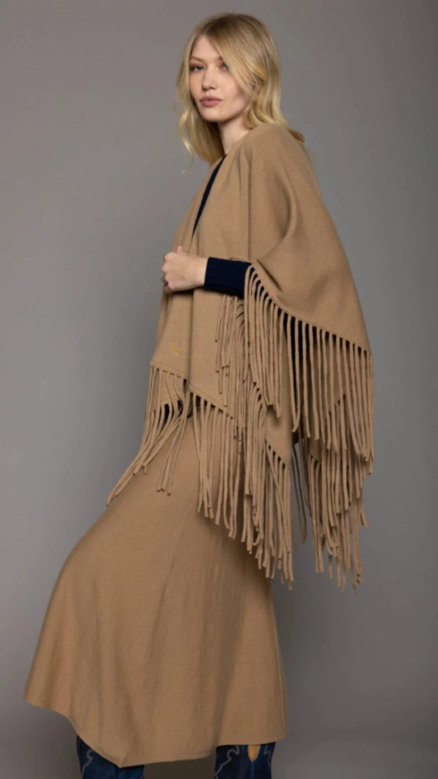 Fringed Cape